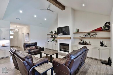 6410 Stadium Dr, Abilene, TX 79606 - photo 7