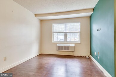 2239 Farrington Ave unit 103, Alexandria, VA 22303 - photo 4