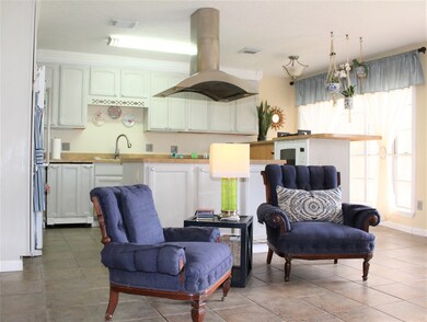 7335 Tall Pines Dr, Houston, TX 77088 - photo 6