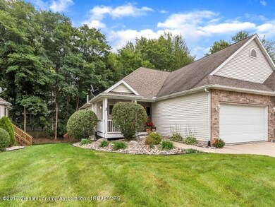 5051-Willoughby-#20-Holt-MI-windowstill-