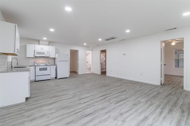 631 Baker St, Denison, TX 75020 - photo 6