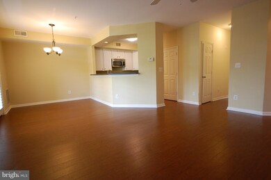 1314 Garden Wall Cir unit 210, Reston, VA 20194 - photo 6