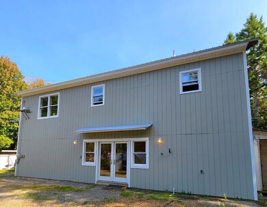 Side Entry Way