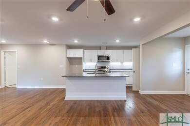 206 E 65th St, Savannah, GA 31405 - photo 7