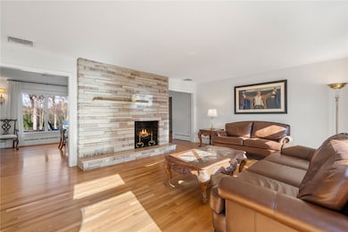 50 Applegate Rd, Cranston, RI 02920 - photo 6