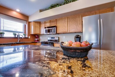 Upgraded grainte counter tops