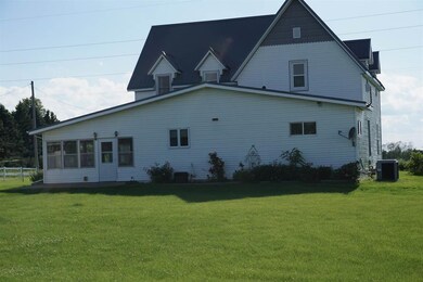 13486 County Road X17, Columbus Junction, IA 52738 - photo 2