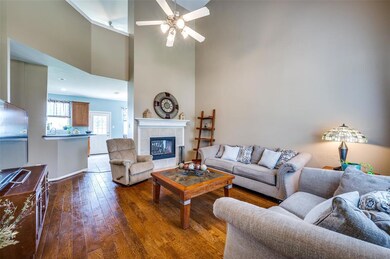 9914 Cedarcrest Dr, Providence Village, TX 76227 - photo 3