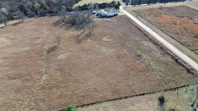 827 Graham Rd, Stroud, OK 74079 - photo 4