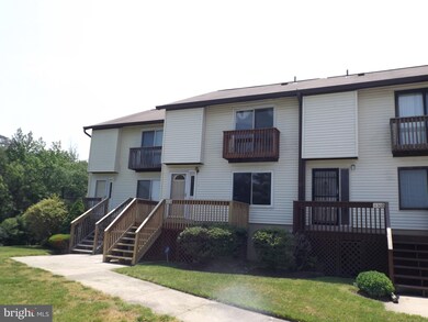 11300 Laurelwalk Dr, Laurel, MD 20708 - photo 2