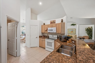 103 Cypress Trace, Royal Palm Beach, FL 33411 - photo 6