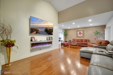 3140 Stonegate Ct unit 13, Flossmoor, IL 60422 - photo 2