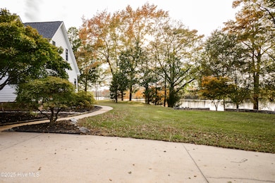 198 Knowles Way Landing 3 of 27