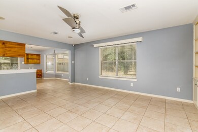 14183 Limerick Ln, Tomball, TX 77375 - photo 4