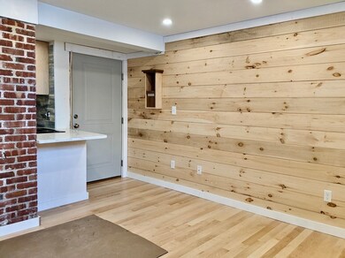 174 Winthrop Rd unit B, Brookline, MA 02445 - photo 3