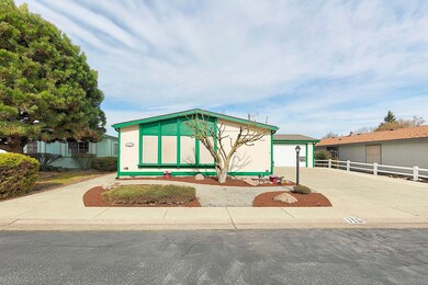2-web-or-mls-555-freeman-rd-115