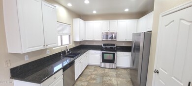 11537 Sebring kitchen 1