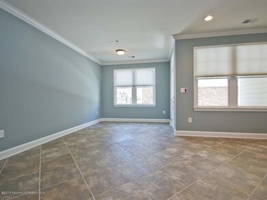 004_LOWER LEVEL