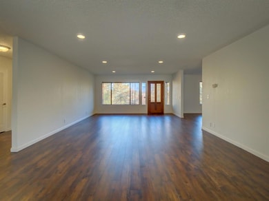 2407 Merlin Rd, Grants Pass, OR 97526 - photo 3