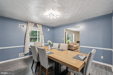 8304 Mariner Ct, Gaithersburg, MD 20882 - photo 7