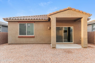 10695 W Dickerson Dr, Marana, AZ 85653 - photo 2
