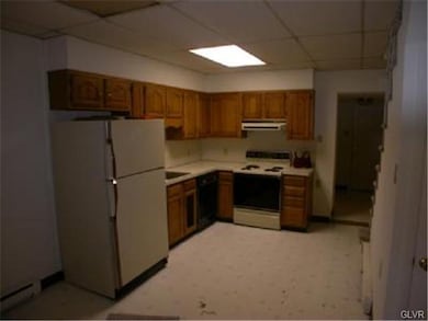 2140 N 1st Ave, Whitehall, PA 18052 - photo 4