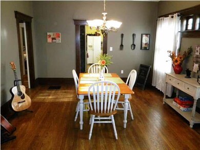 XL Formal Dining Room Perfect For Family Gathering