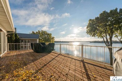 1505 Squirrels Nest Rd, Kasota, MN 56050 - photo 2