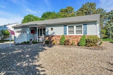 25 Whitaker Dr, Toms River, NJ 08757 - photo 2