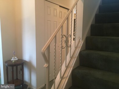 621 Lippincott Ave, Riverton, NJ 08077 - photo 2