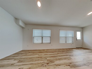 24027 Mustang Run Dr, Hockley, TX 77447 - photo 4