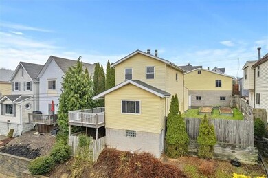 427 Edith St, Pittsburgh, PA 15211 - photo 2