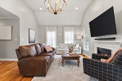 3 Garden Ln, Wakefield, MA 01880 - photo 7