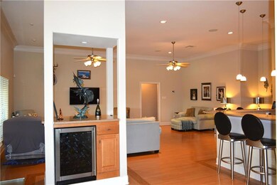 Dining / Living Room
