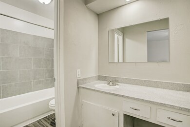 2322 Dunlavy St unit 10, Houston, TX 77006 - photo 3