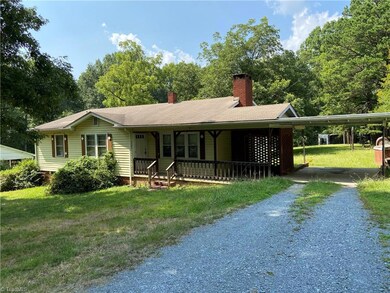 326 Northwood Dr, Asheboro, NC 27203 - photo 4