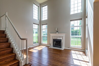 110 Pembroke Cir unit 47E2, Lake Bluff, IL 60044 - photo 5