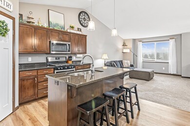 730 Lauren Ave-14.jpg