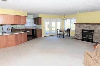 Open Concept Living/Dining Area