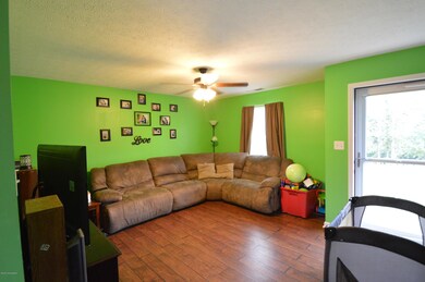 434 Gentry Ln, Mount Washington, KY 40047 - photo 6