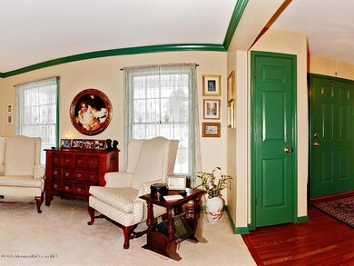009_living foyer pan