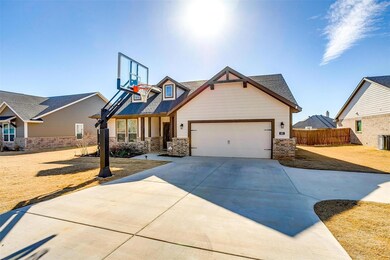 805 Holbrook Rd, Springtown, TX 76082 - photo 3