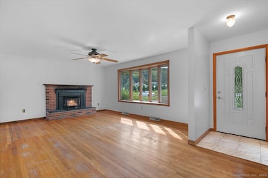 11 Williams Rd, North Branford, CT 06471 - photo 4