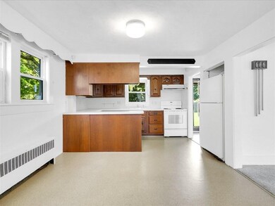 18 Hourihan St, Peabody, MA 01960 - photo 5