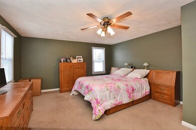 802 Brookhaven Ln, Woonsocket, RI 02895 - photo 6