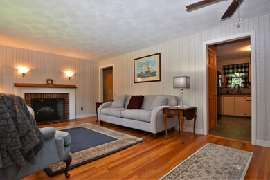16 Roman Rd, Woburn, MA 01801 - photo 5