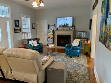 256 Froedge Dr, Lafayette, TN 37083 - photo 6