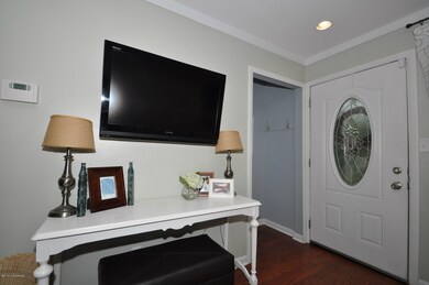 7712 Rochelle Rd, Louisville, KY 40228 - photo 3