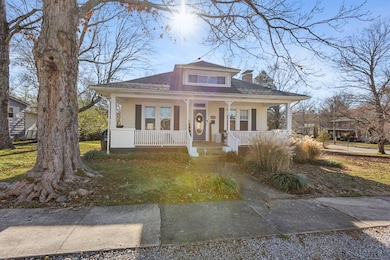 101 Chestnut St, Greenville, KY 42345 - photo 2