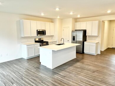 347 Langeland St, Oregon, WI 53575 - photo 4